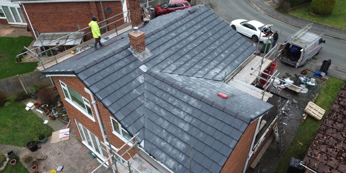 Clatterbridge Roofers